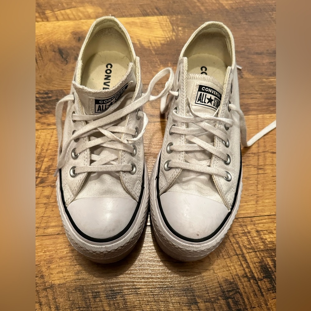 Platform Converse - image 1